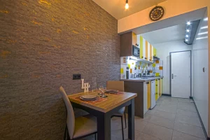 ee2064da-13de-4885-acaf-7d9e2c7510dd